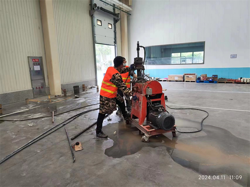 金塔厂房地面下沉塌陷注浆加固施工